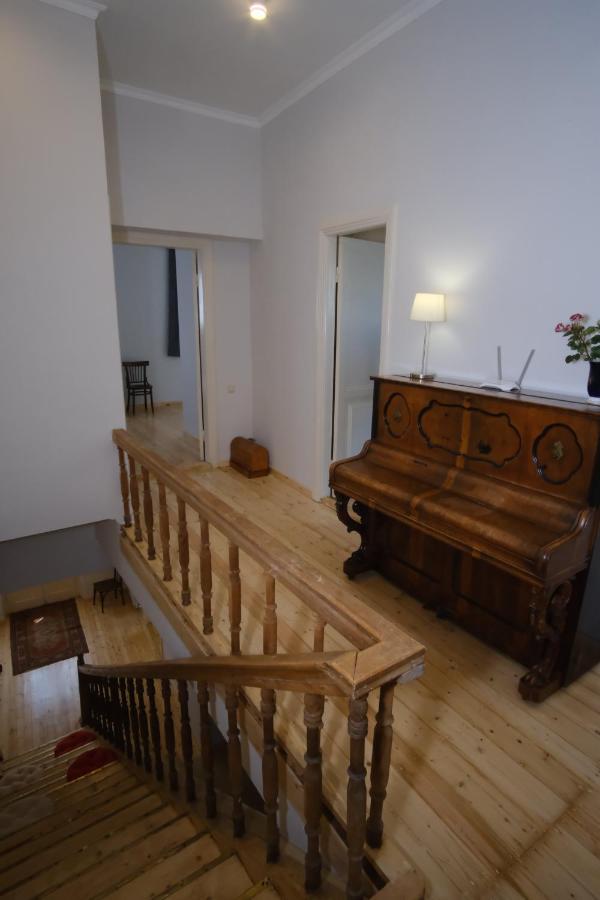 Toon 55 Hotel Gyumri ภายนอก รูปภาพ