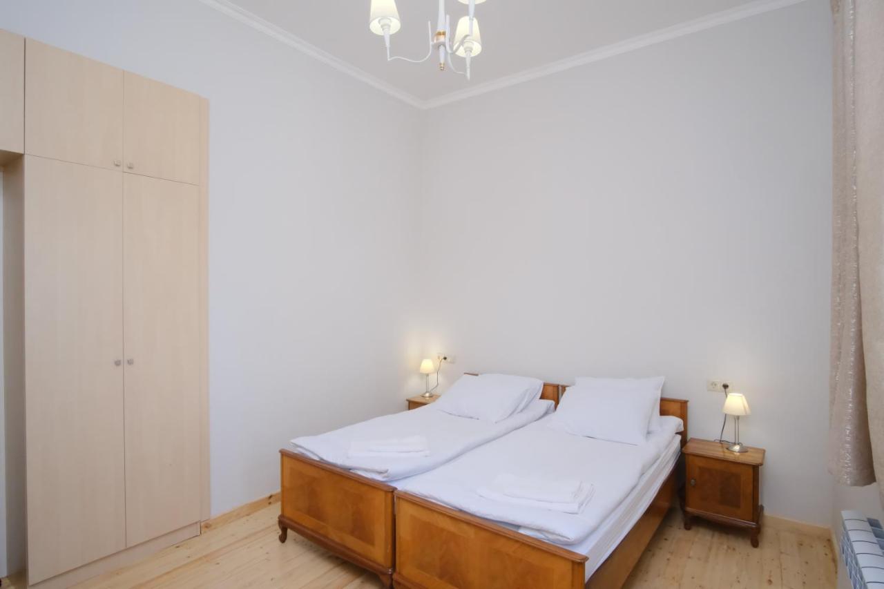 Toon 55 Hotel Gyumri ภายนอก รูปภาพ