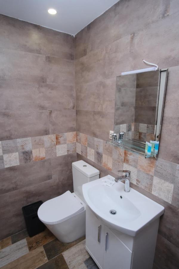 Toon 55 Hotel Gyumri ภายนอก รูปภาพ